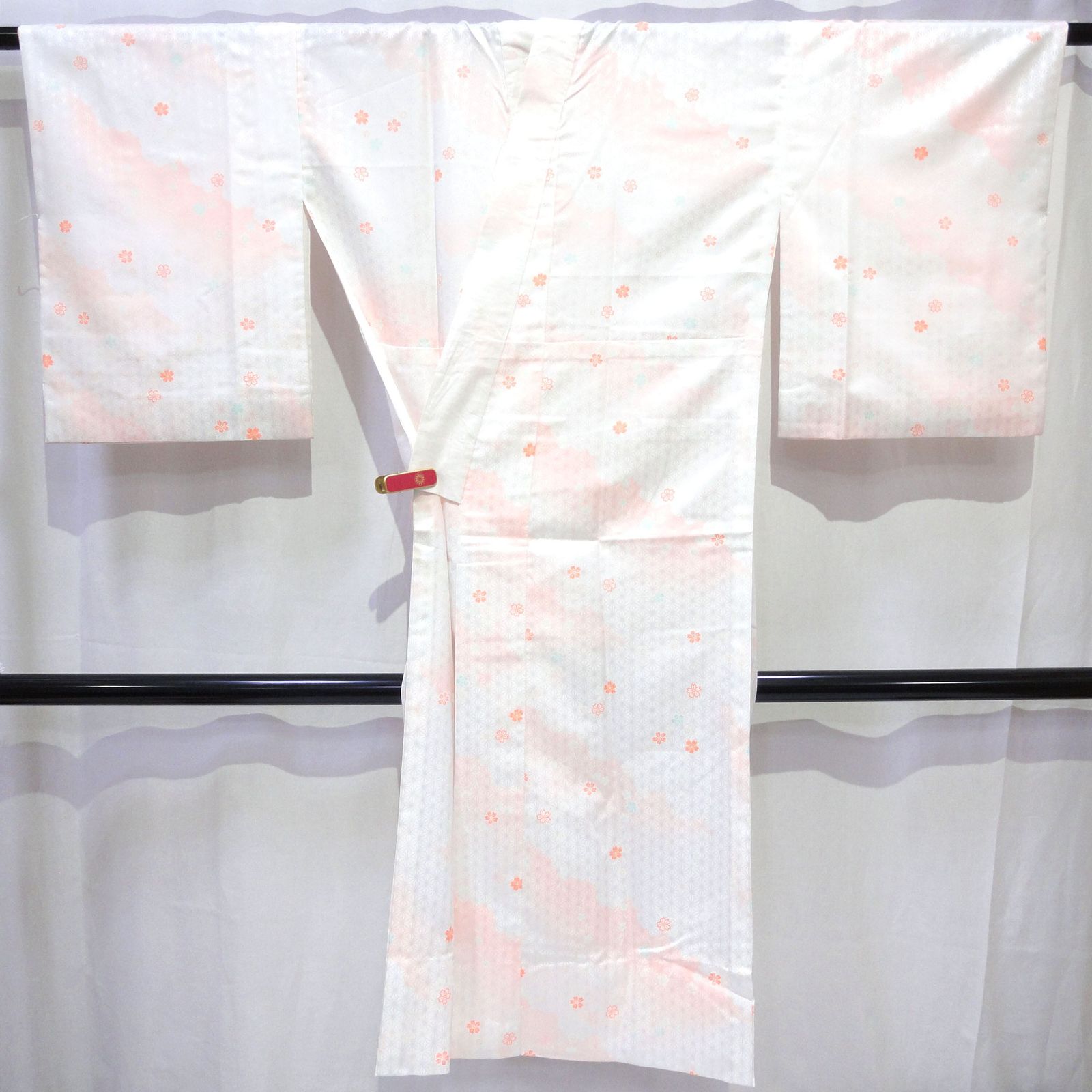 襦袢 着物 絹 ポリエステル混紡 麻の葉 花 No.200701-0302 梱包サイズ60