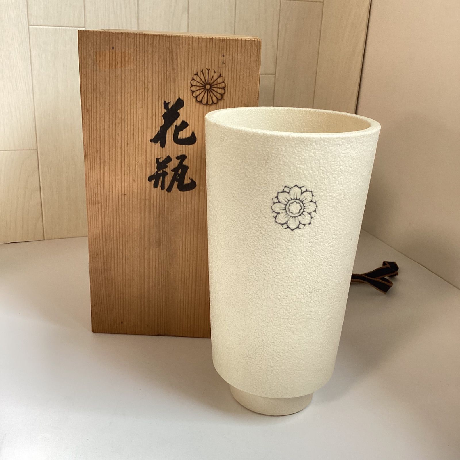 スペード　新古品  本銅　花瓶　特大　共箱入り 1228113210_5e06beaa66f4f.jpg
