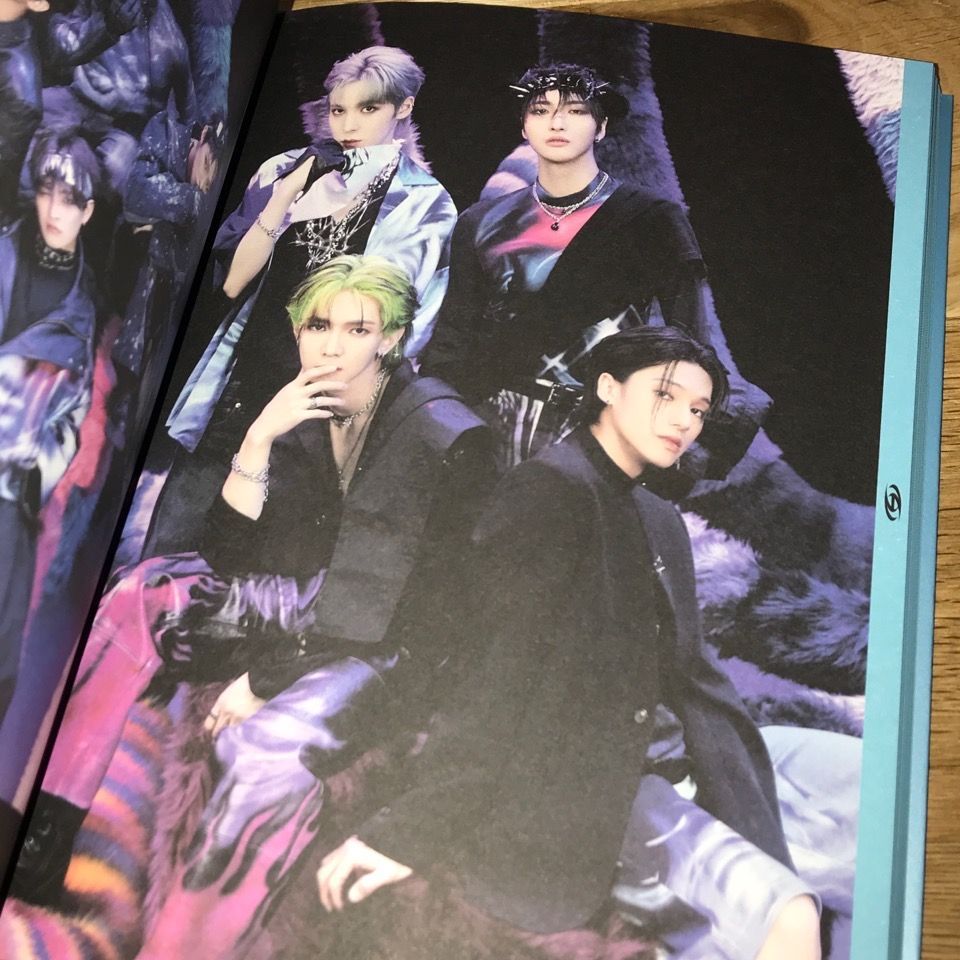 ATEEZ 直筆サイン「THE WORLD EP.FIN : WILL」Aver ATEEZ 直筆サイン「THE WORLD EP.FIN : WILL」Zver
