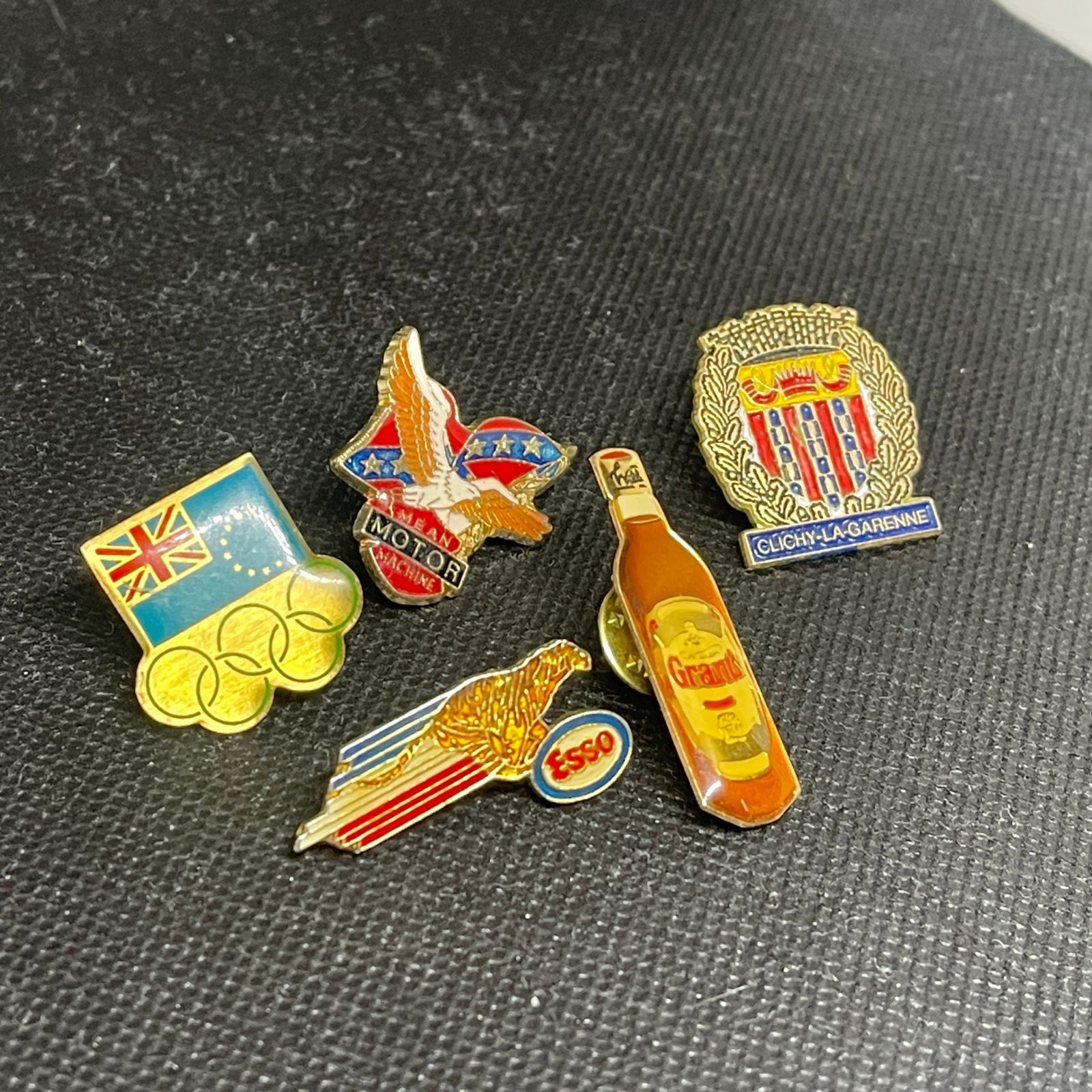 ピンズ 5個 セット 酒 ESSO イギリス ピンバッジ PINS バッジ ヴィンテージ ビンテージ アンティーク 小物 アクセサリー 古着 金 銀 USA ヨーロッパ 他 仕入れ 卸 0720CA