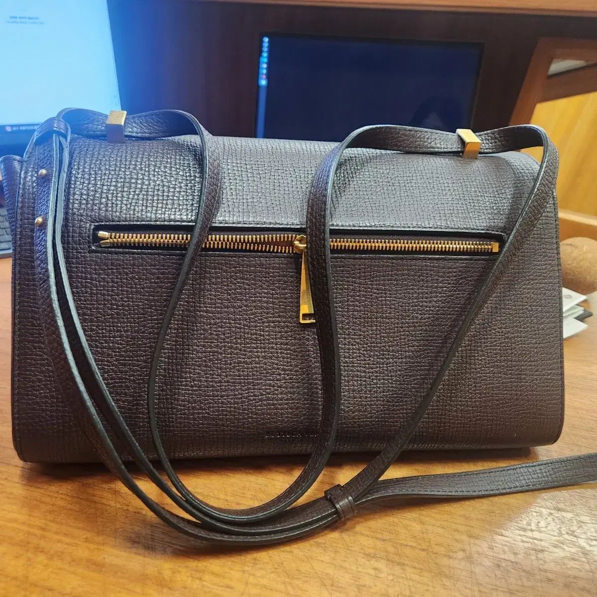 Bottega Veneta(ボッテガヴェネタ) パルメラート アングルバック