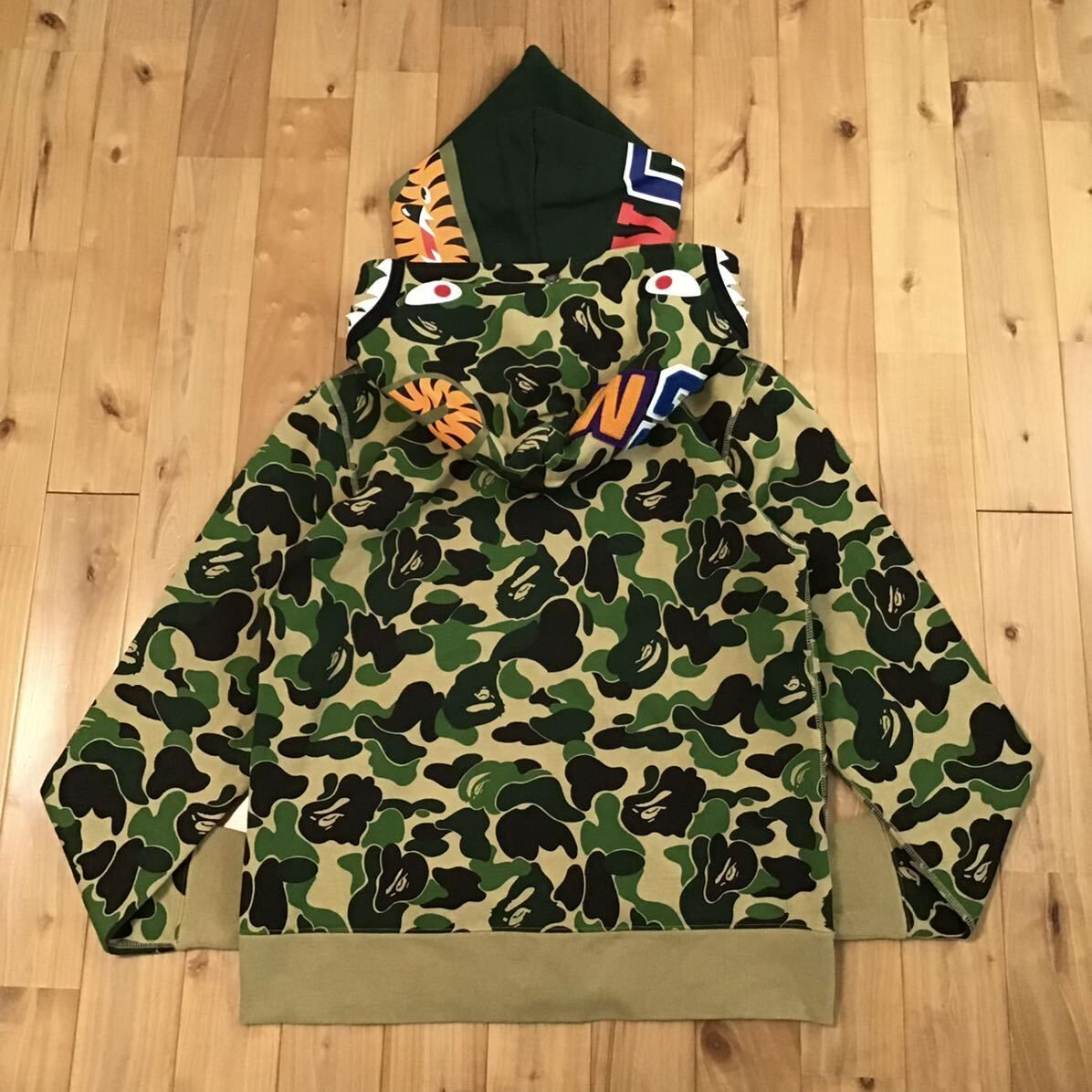 ABC camo ダブル シャーク パーカー Lサイズ Double shark full zip hoodie a bathing ape BAPE  エイプ ベイプ ABCカモ green 迷彩 - メルカリ