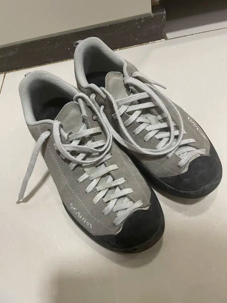 SCARPA スカルパ モヒート スティールグレー 41