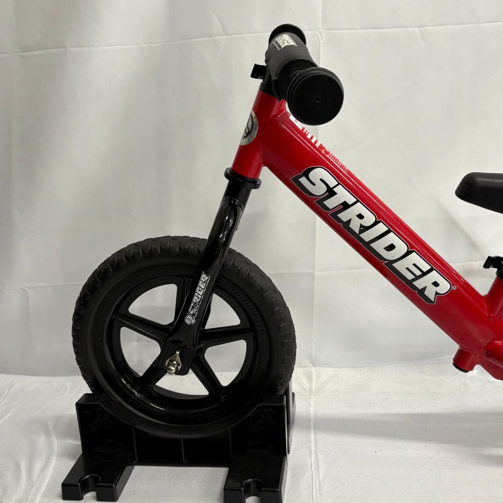 STRIDER バランスバイク Sport 12インチ ホワイト/レッド STRIDER