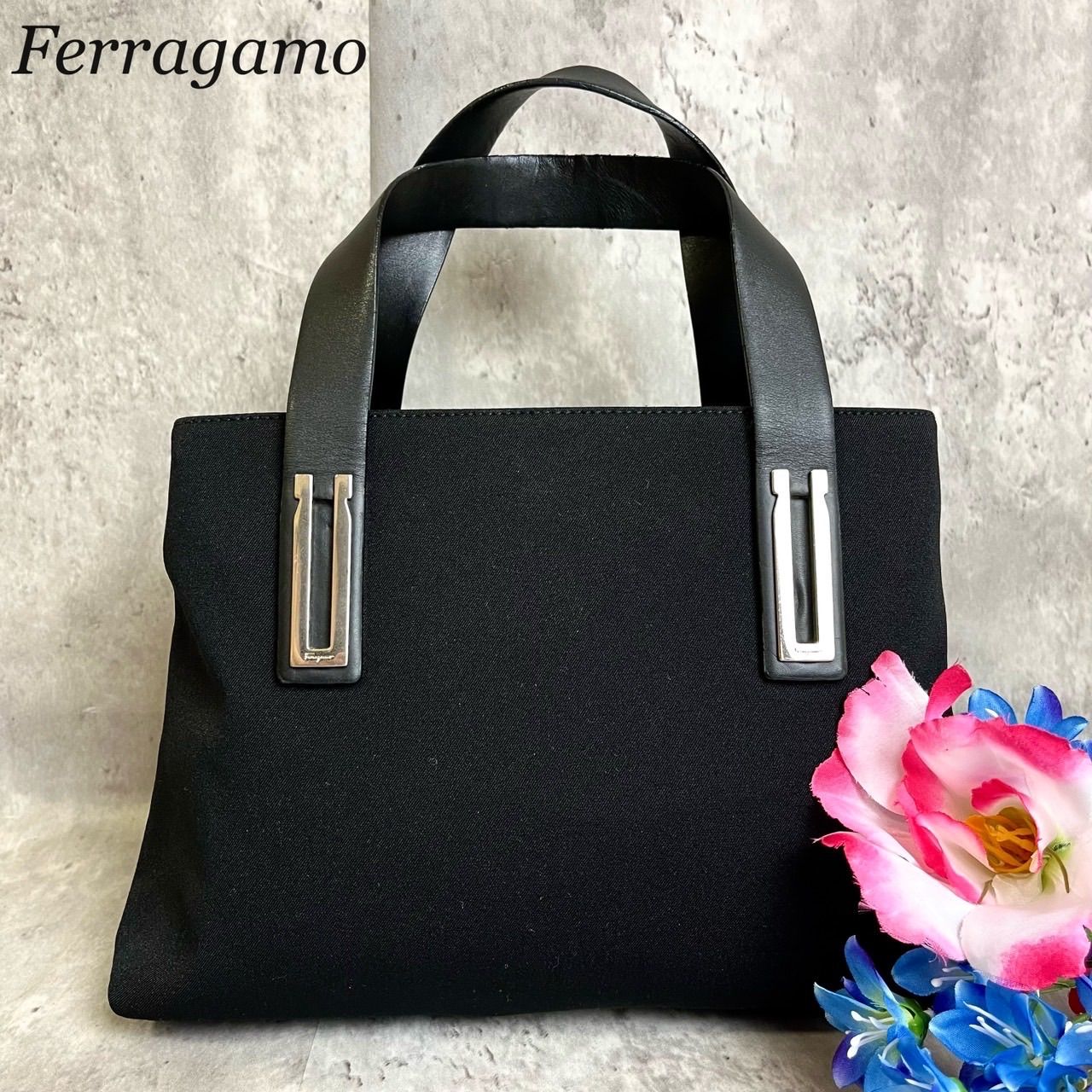 ✨良品✨ Salvatore Ferragamo サルヴァトーレフェラガモ ✨良品✨ Salvatore Ferragamo サルヴァトーレフェラガモ