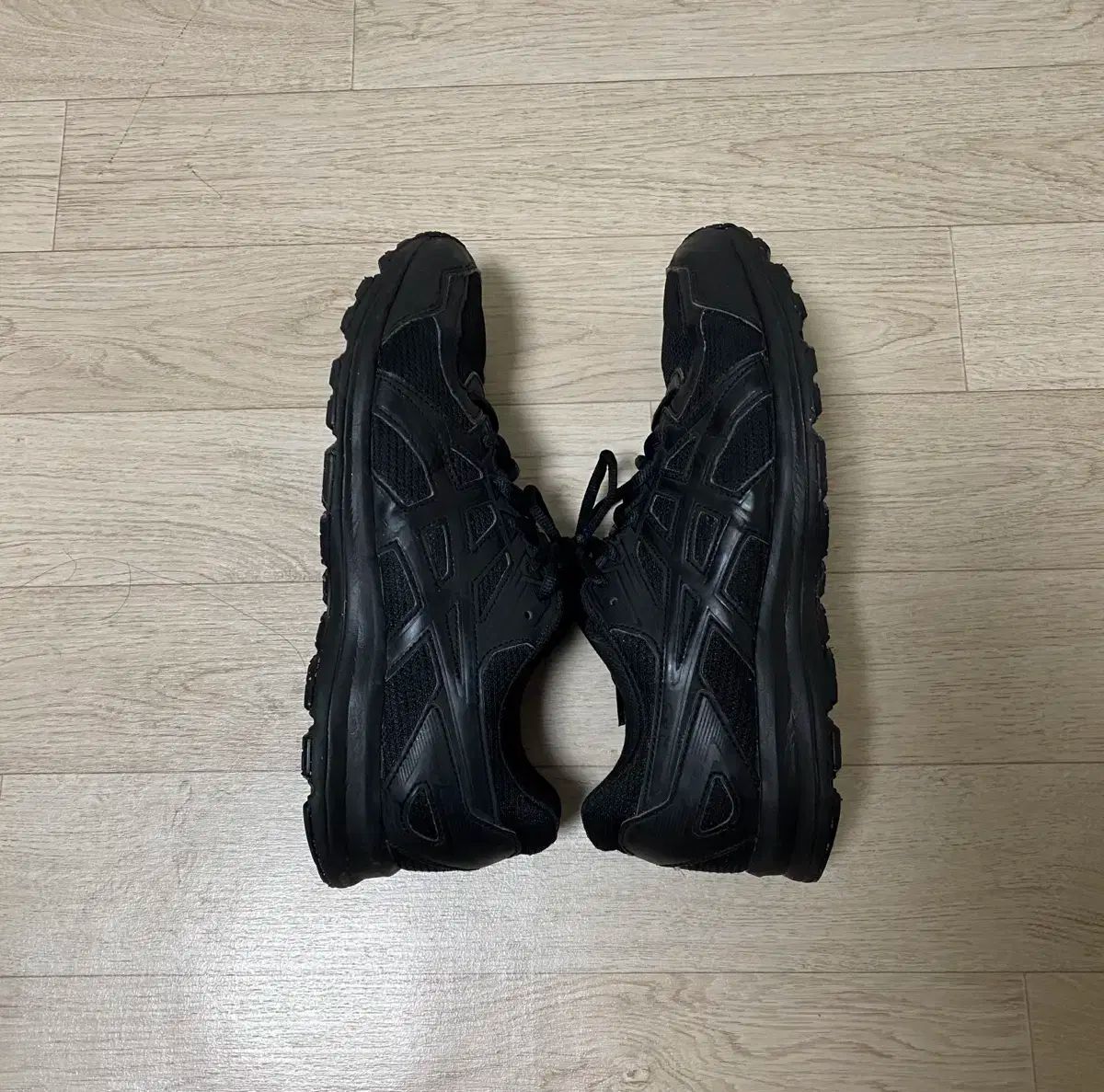 Asics アシックス ジョグ 100 265