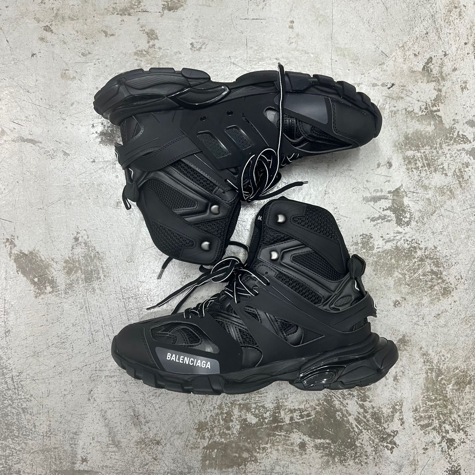 BALENCIAGA TRACK HIKE FADED 654867 トラック ハイク スニーカー バレンシアガ 43 74051A1 - メルカリ