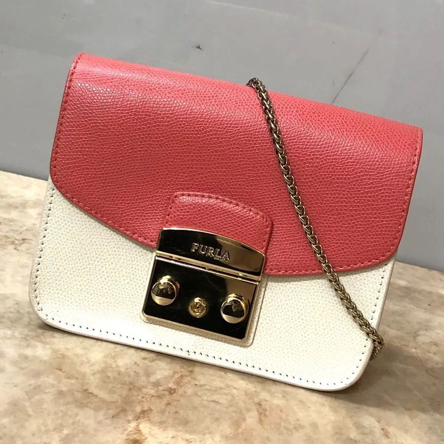 美品 フルラ FURLA ショルダーバッグ メトロポリス 30-25050102 フルラ ショルダーバッグ チェーン メトロポリス バイカラー ミニ