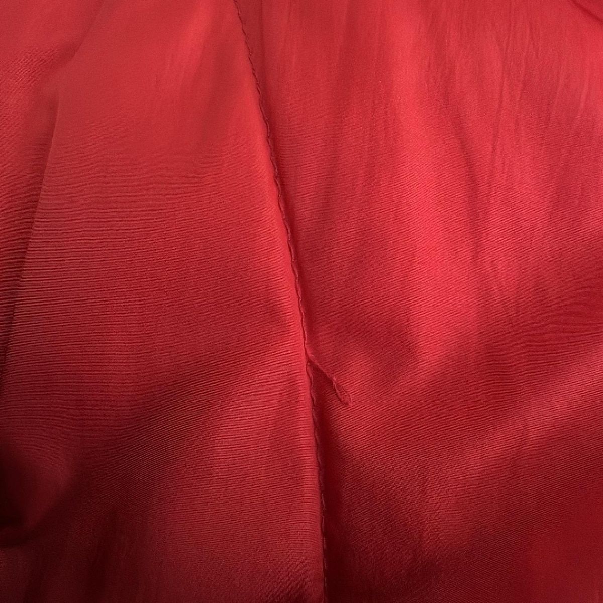 一流の素材、完璧な品質! HUGOBOSS ヒューゴボス コート サイズI M レディース - レッド 長袖|ジップアップ|中綿|冬