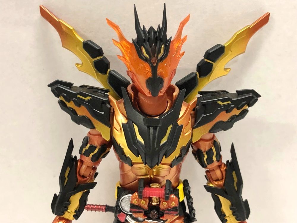 30.【開封】S.H.Figuarts 仮面ライダークローズマグマ 仮面
