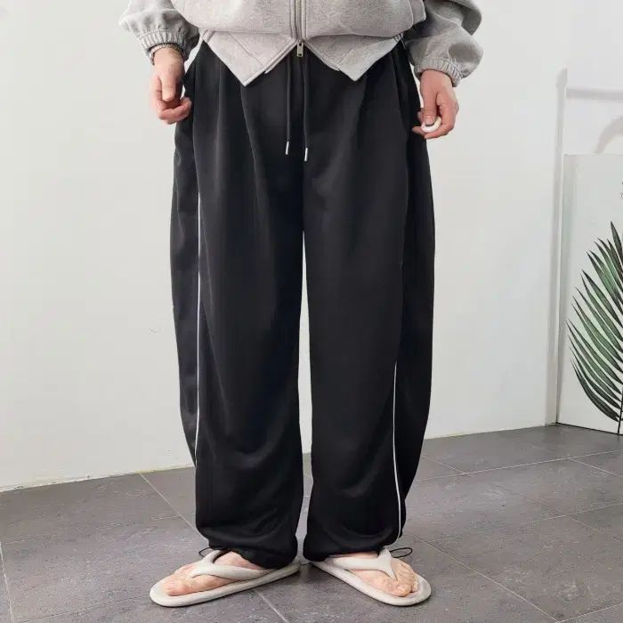 シャーリングかんたん！ゴムシャーリングの縫い方 メンズ ピンタック サイド 삥줄 ゴム シャーリング ワイド ジャージ パンツ 2 カラー