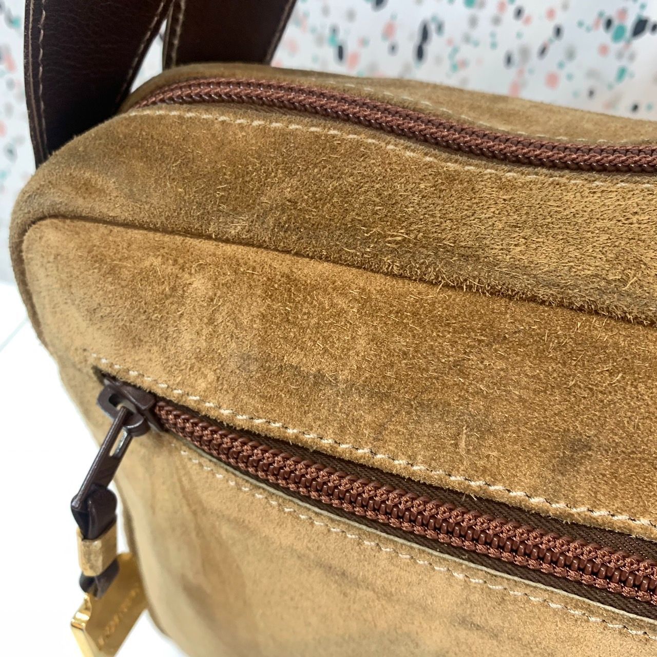 LOEWE ロエベ スエードレザー ショルダーバッグ アナグラム LOEWE ロエベ スエードレザー ショルダーバッグ アナグラム
