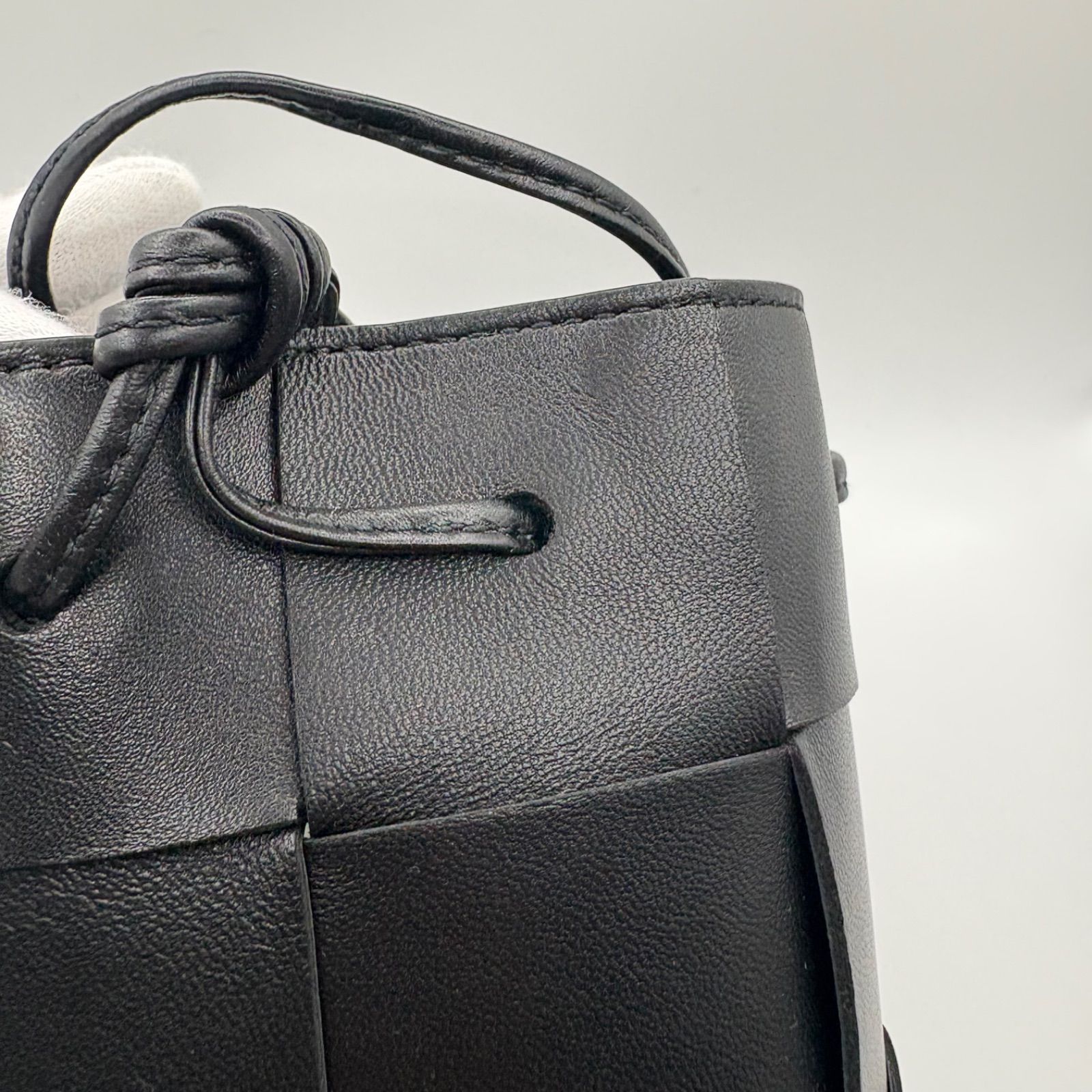 新品未使用訳アリ】BOTTEGA VENETA マキシイントレチャート ショルダー 