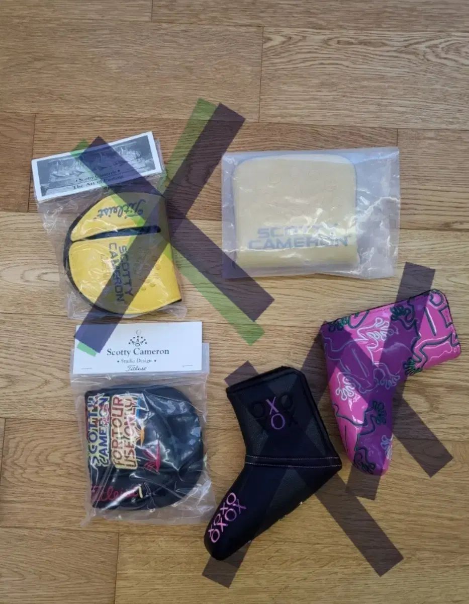 ☆未使用パーリーゲイツ×ニャロメコラボ ゴルフボールケース ポーチ猫ねこ ☆未使用パーリーゲイツ×ニャロメコラボ ゴルフボールケース ポーチ猫ねこ