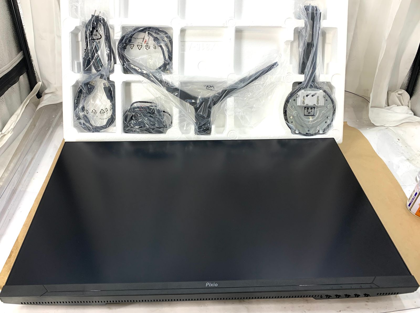 ジャンク品】 Pixio PX32U Wave White ゲーミングモニター 4K 32インチ