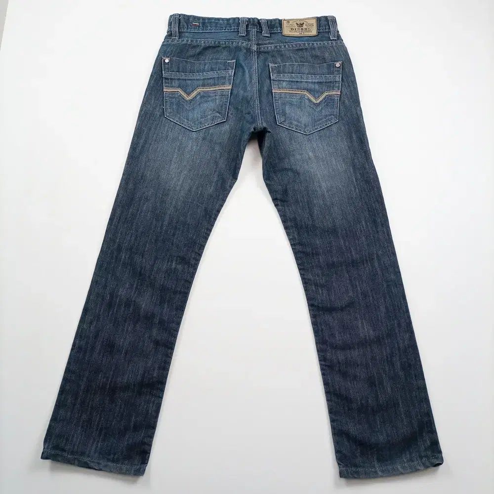DIESEL(ディーゼル) デニム サイズ 30 ストレート ウォッシング カジュアル メンズ デニムパンツ A4523