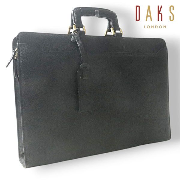 DAKS ビジネスバッグ ブラック 牛革製 新しい