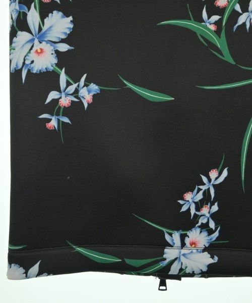 21 ひざ丈スカート