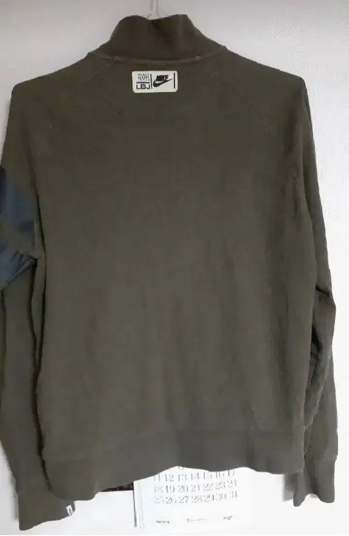 Nike(ナイキ） AS レブロン LS KNIT ニット セーター ジップアップ 105