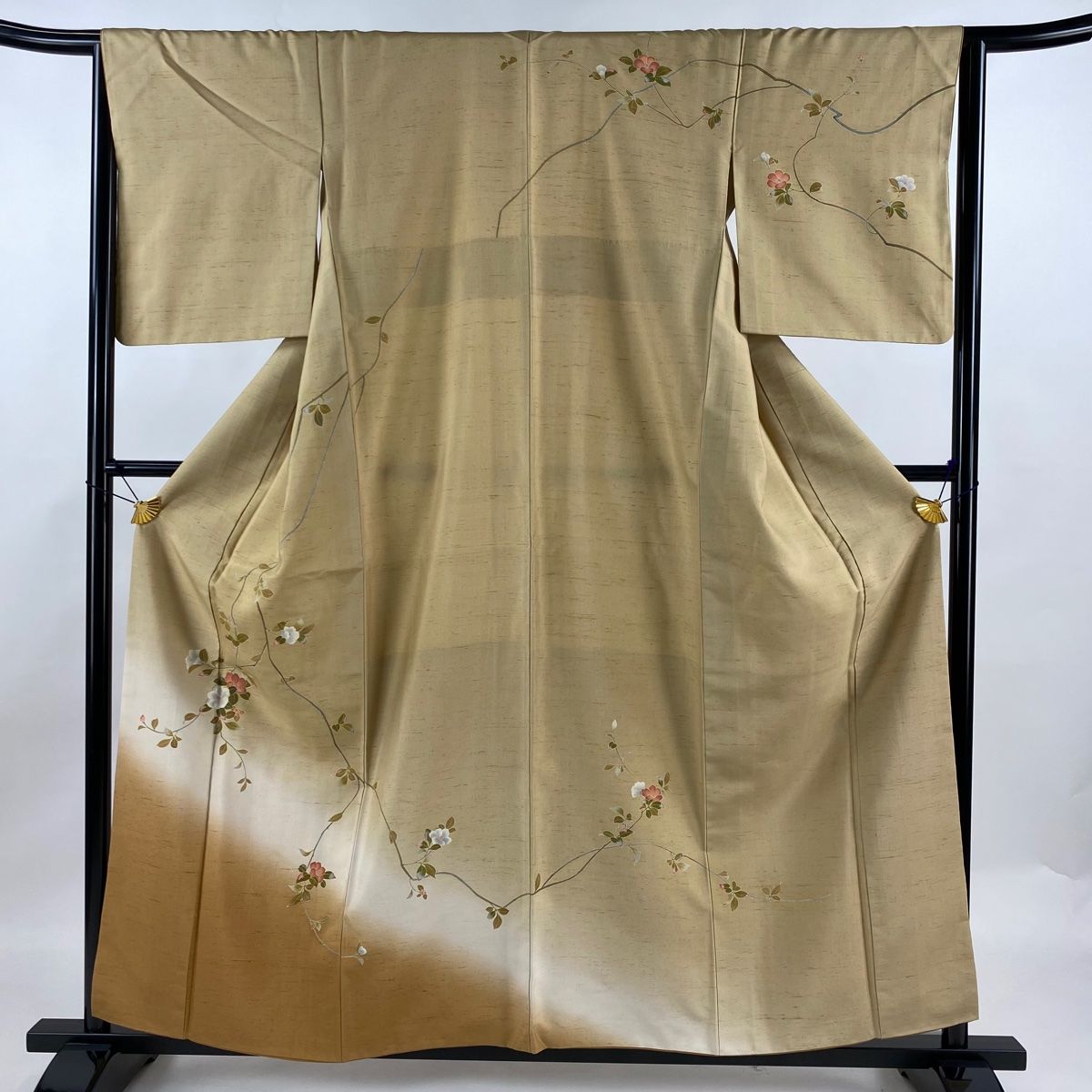 訪問着 身丈158cm 裄丈65cm M 袷 紬地 椿 ぼかし 染め分け 薄茶色 正絹 名品