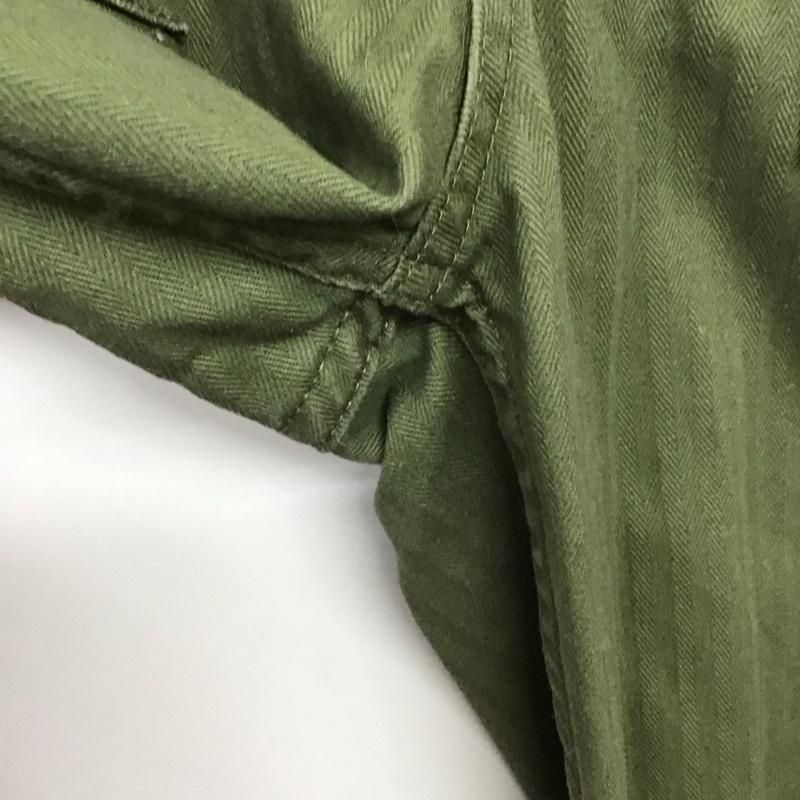 カジュアルパンツ