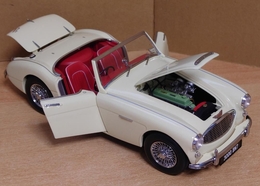 1/18 オースチンヒーレー3000 ホワイト Austin Healey 京商-人気