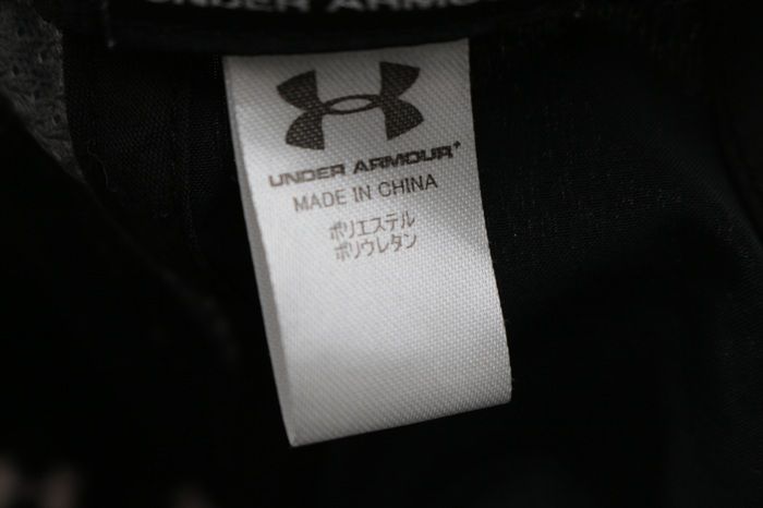 アンダーアーマー キャップ ランニング ベルクロ スポーツウエア 帽子 ブランド メンズ ブラック UNDER ARMOUR 【中古】