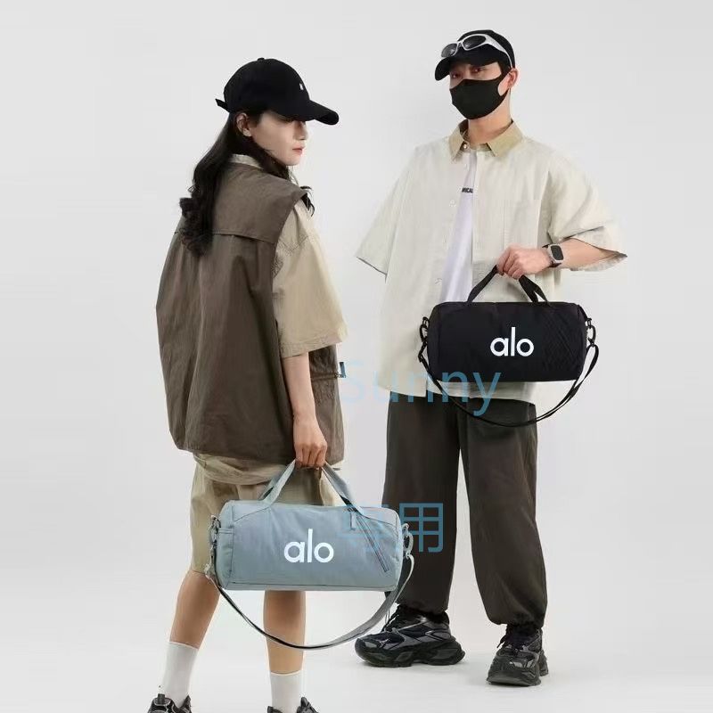 新品】Alo Yoga トートバッグ ジムバッグ スポーツバッグ 男女