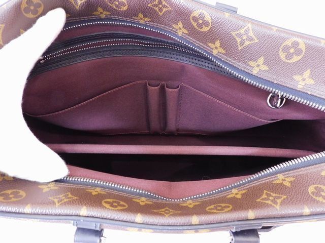 ルイヴィトン モノグラムマカサー 2way ドキュマンヴォワヤージュ