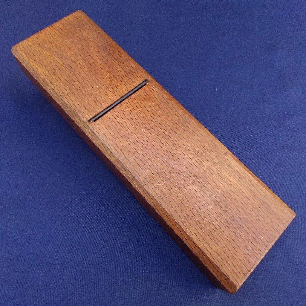 平鉋 剣豪 百錬無双 刃幅約72㎜ 台長約290㎜ 赤樫台 寸八鉋 寸8鉋 かんな カンナ 大工道具 工具 2825