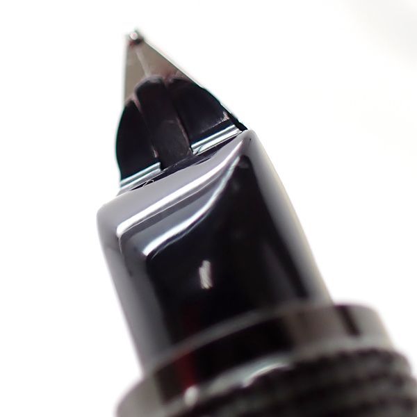 MONTBLANC スターウォーカー 万年筆 25600 黒 ペン先14K 585 未使用 箱