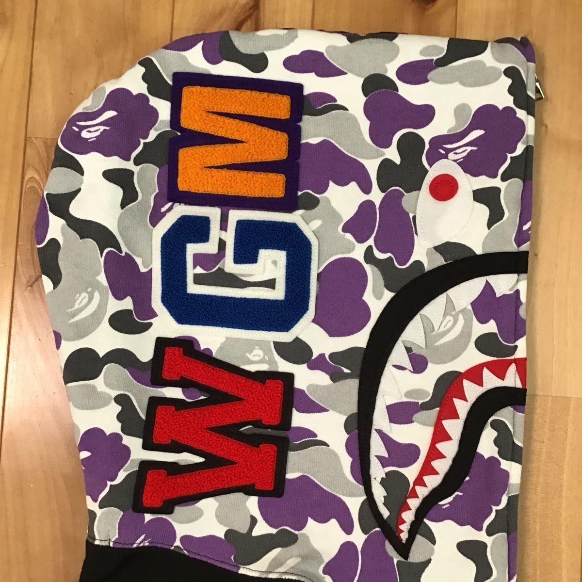 Futura BAPE ニューヨーク 迷彩 シャークパーカー shark ベイプ Futura BAPE ニューヨーク 迷彩 シャークパーカー shark ベイプ