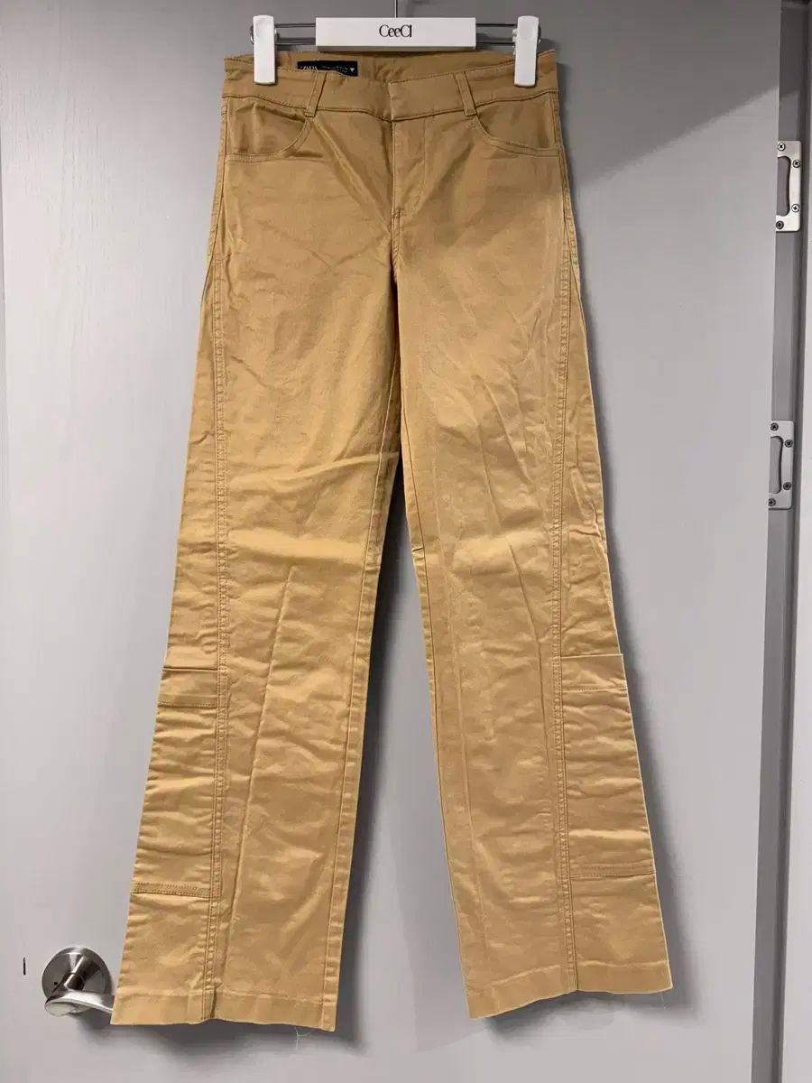 26 ZARA ザラ ベージュ パンツ ブーツカット スラックス 一回 着用