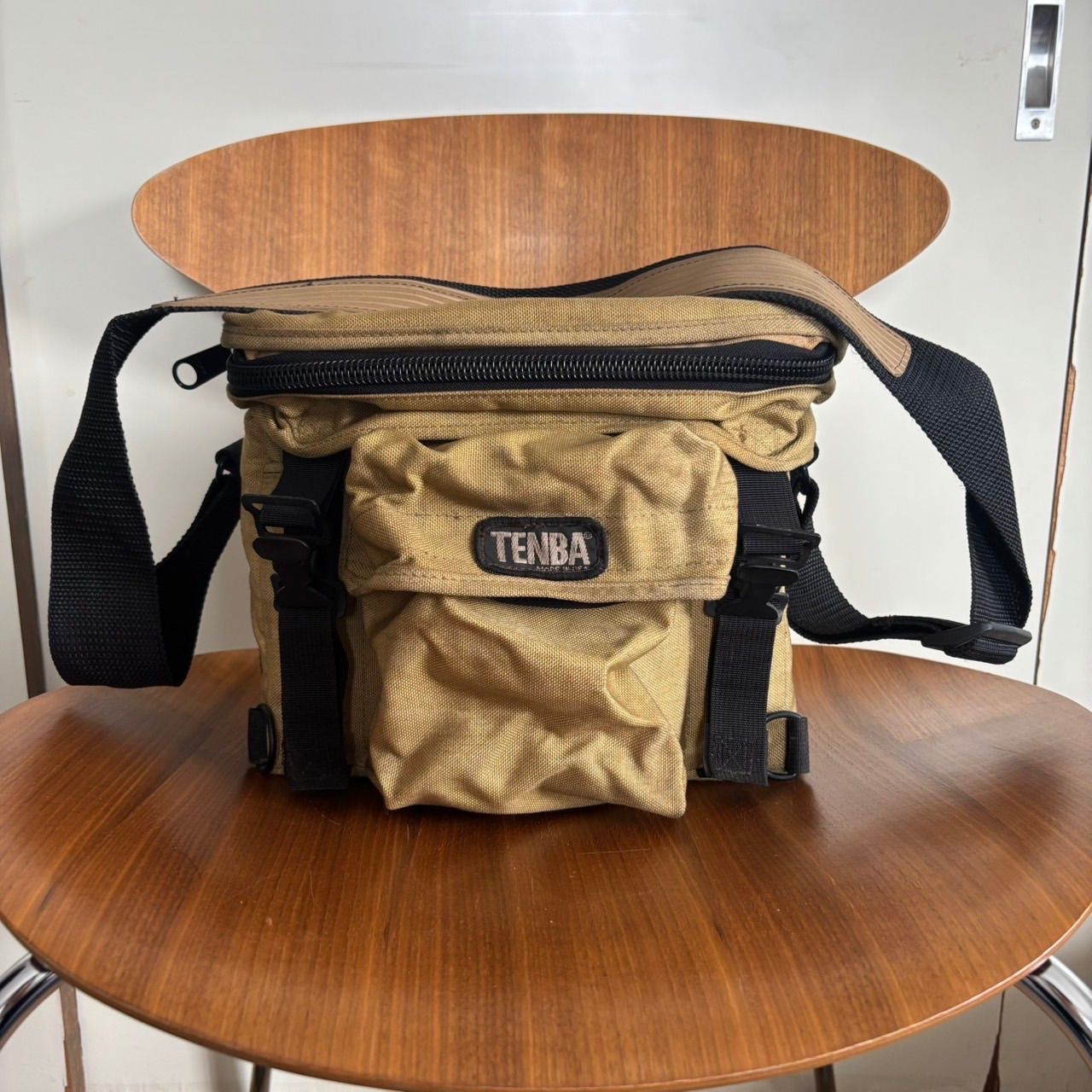 シネサドル UC's CAM PILLOW Small Cinesaddle（シネサドル