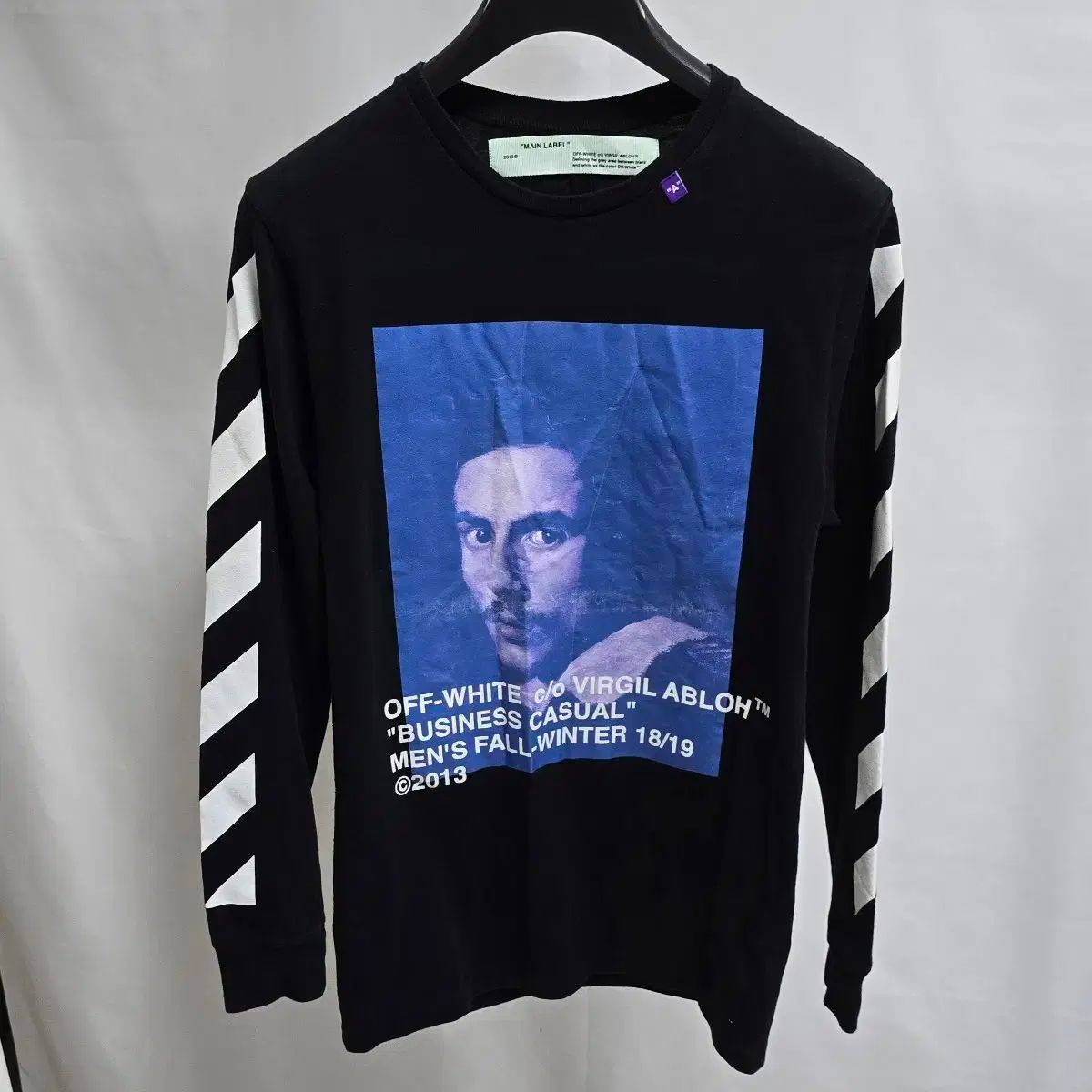 Off-White ロングTシャツ | ブラック | FARFETCH JP OFF-WHITE 長袖Tシャツ