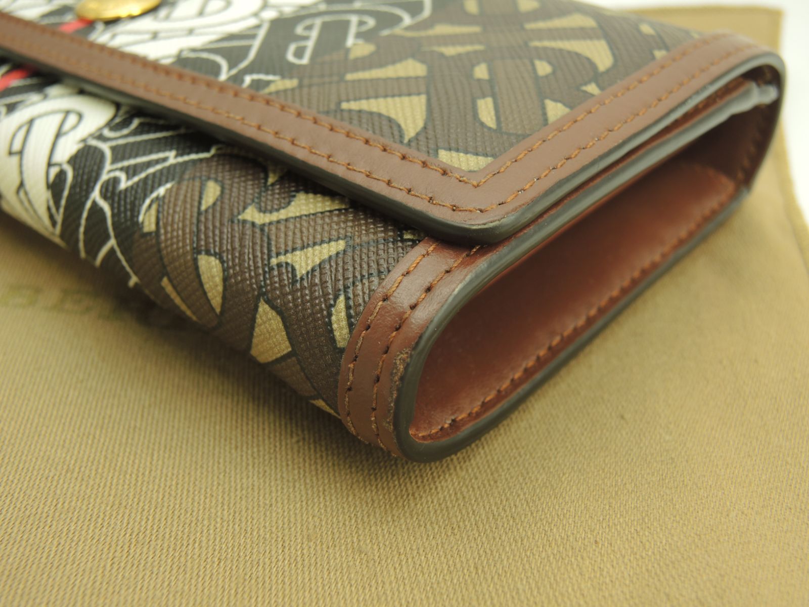 バーバリー 2折長財布 ハルトンフラップTB PVC革茶白 ロングウォレット