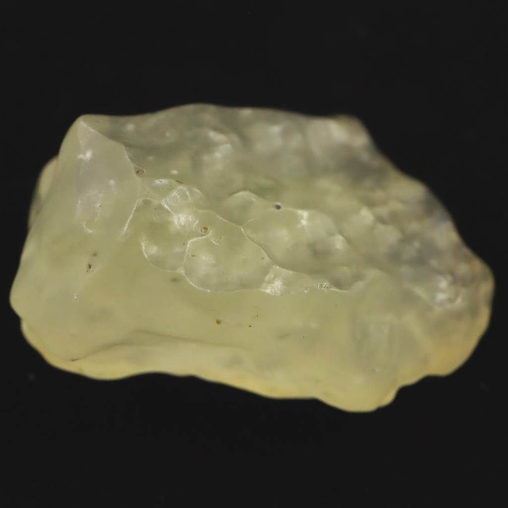 リビアングラス 30mm原石 11.7g 榎本通商26534