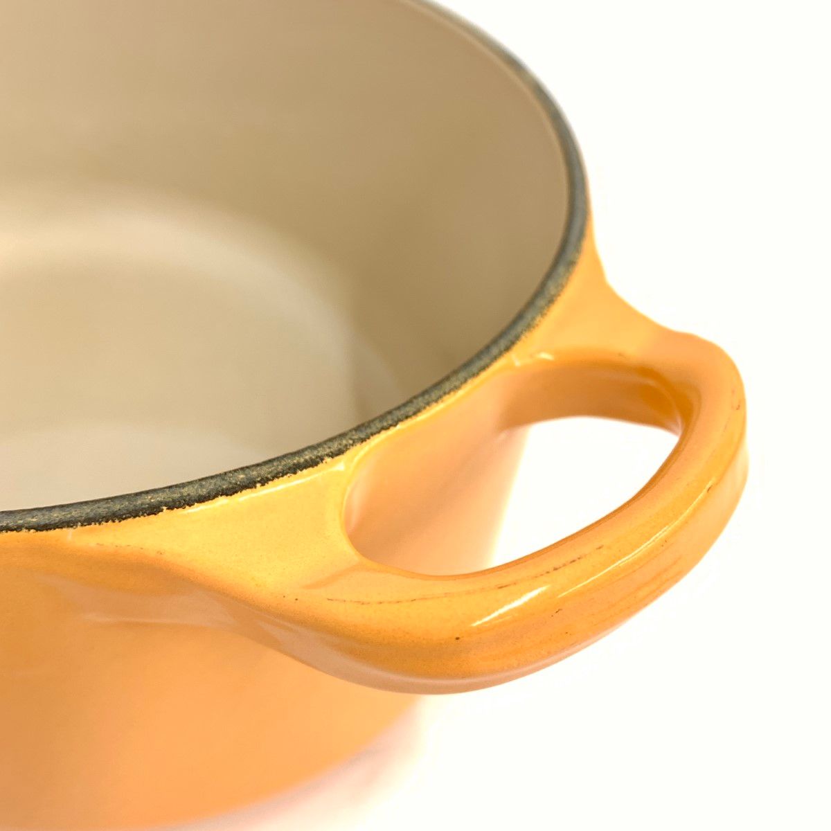 LE CREUSET ルクルーゼ ココットオーバル 両手鍋 23cm 箱無 サフラン