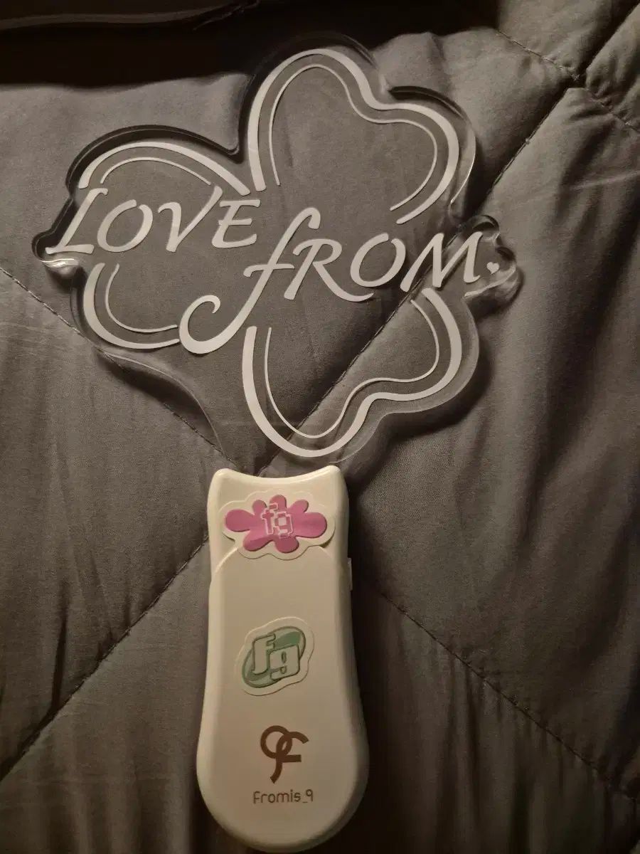 fromis_9  Love from. ペンライト　新品　未開封 fromis_9 LOVE FROM ペンライト オフィシャルライトスティック