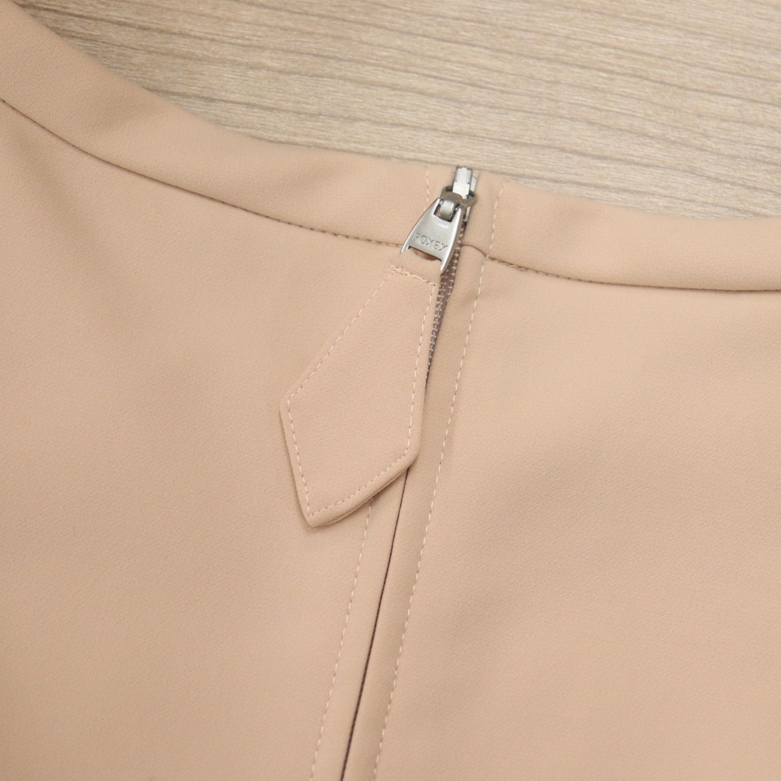 美品 Daisy lin for FOXEY ワンピース ウール 38 ベージュ 【公式通販】