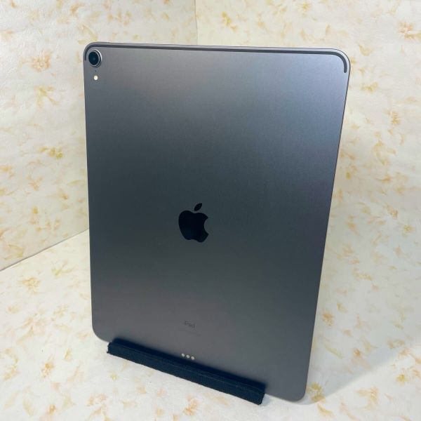 As YY15 iPadPro-12.9inch 3世代 Wi-Fi256GB gray バッテリー残量94