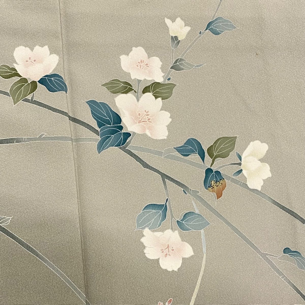 反物　絹　長襦袢地　ぼかし薄緑【未仕立て】 訪問着 身丈158cm 裄丈65.5cm M 袷 百貫達雄 落款 枝花 草花
