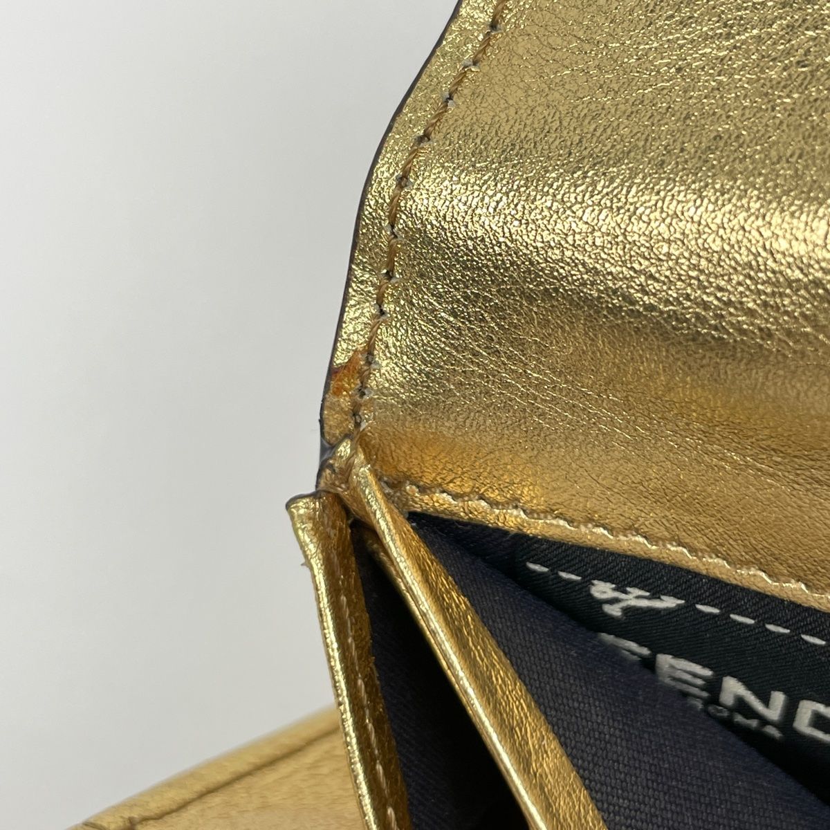 フェンディ FENDI コンチネンタル 長財布 二つ折り財布 札入れ 小銭