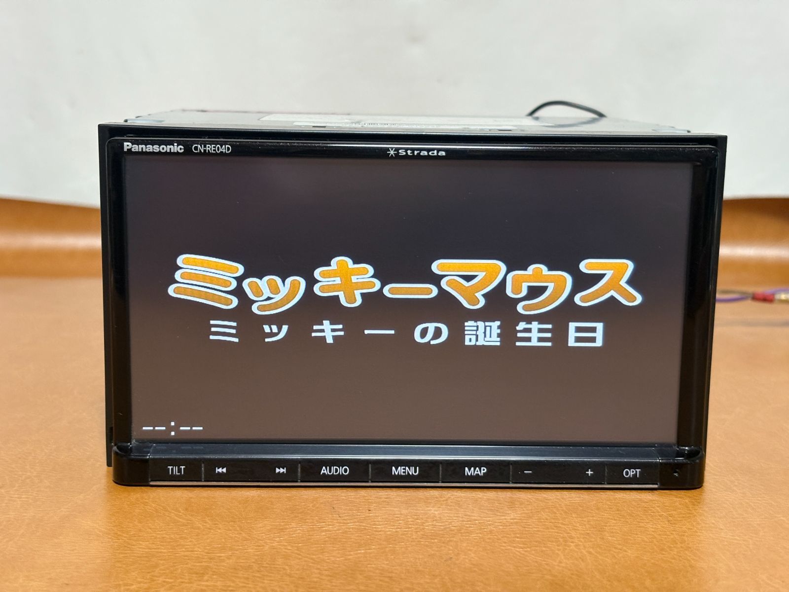 Panasonic CN-RE04WD カーナビ Bluetooth対応 Panasonic CN-RE04WD Bluetooth対応 フルセグ ナビ