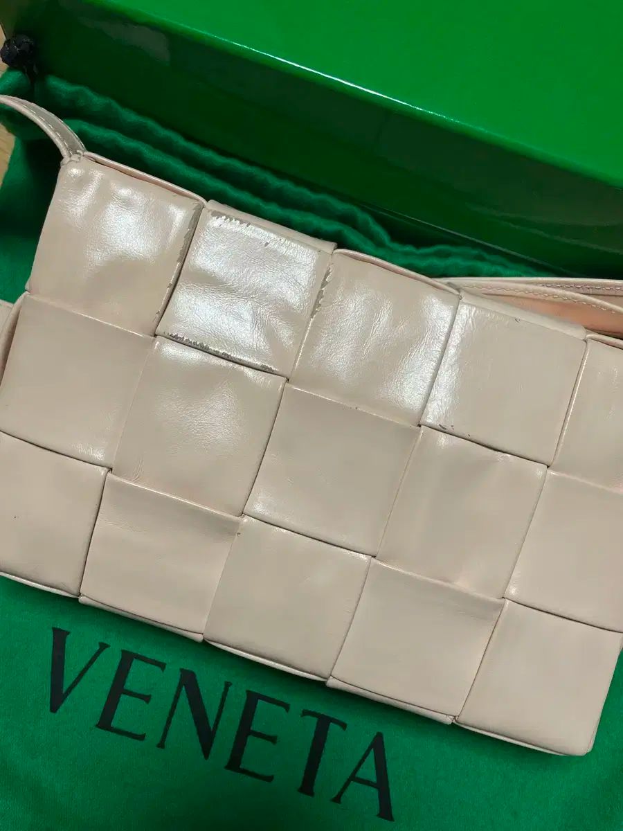 Bottega Veneta