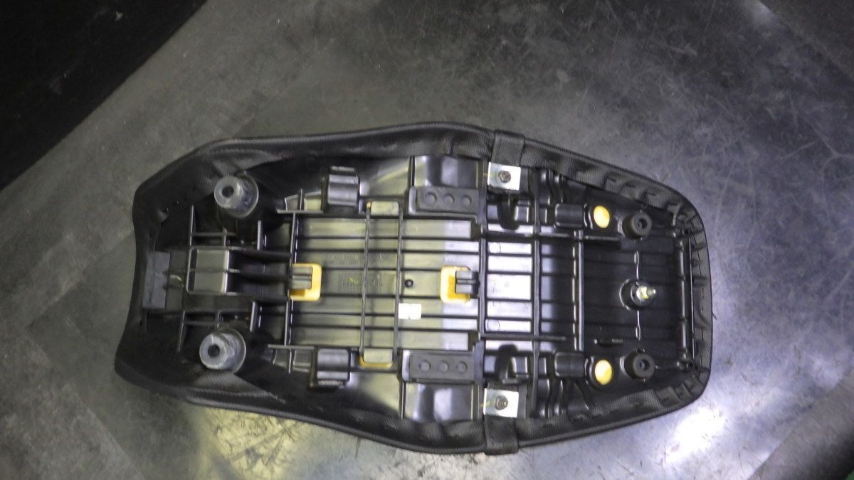 ☆ホンダ☆グロム☆CJ61☆シート☆D-627