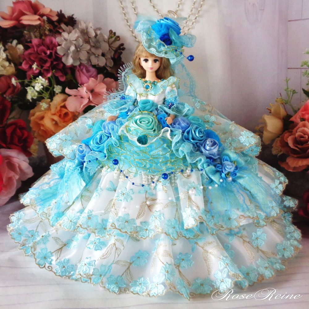 アンネローゼ王妃 湖畔のお城に住む優美な女王の豪華ボリュームフリル