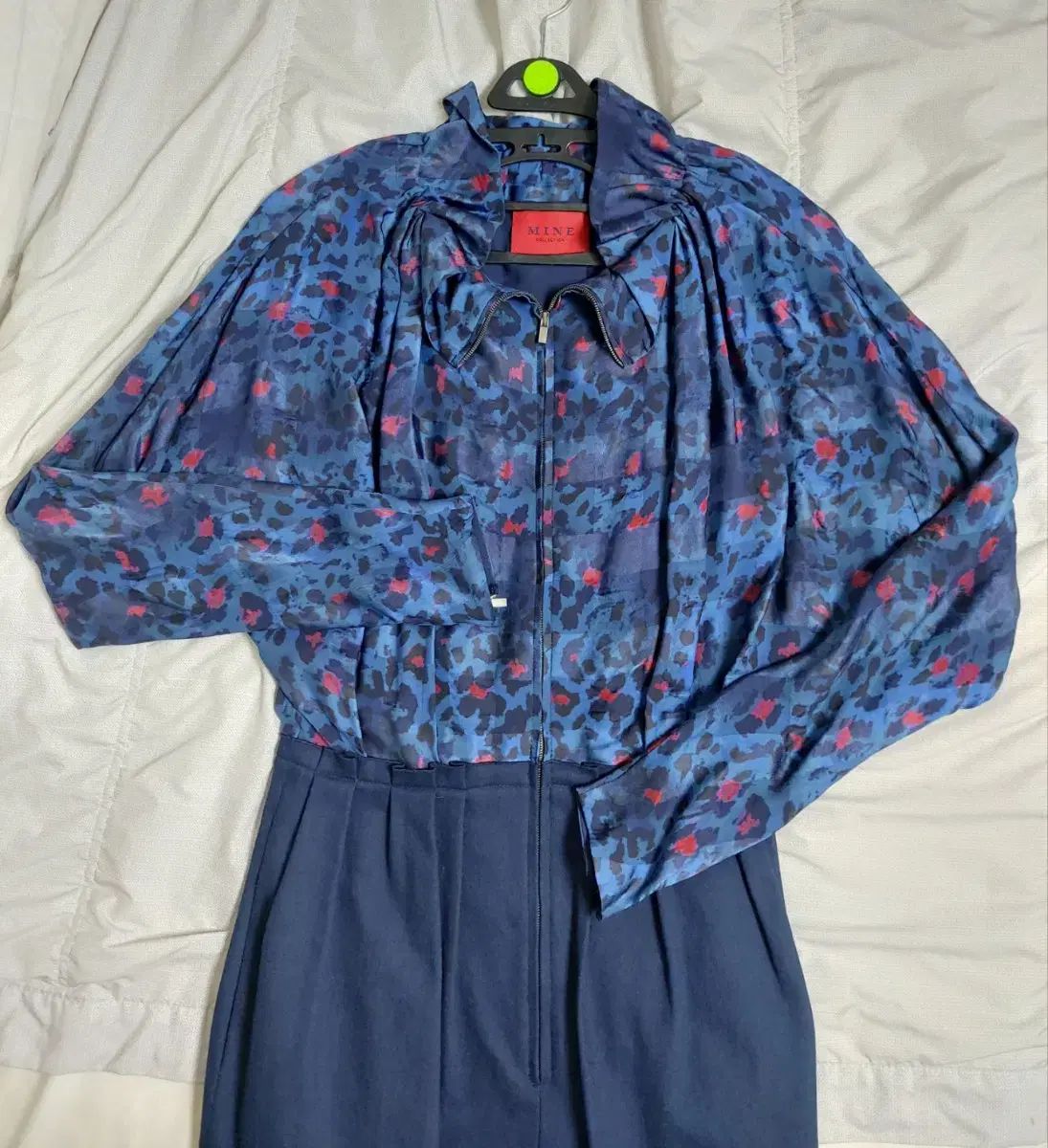 特異な The HANDSOME MINE マイン mine 犬用シルクドレス 55 ツーピースドレス 【最短翌日配送】