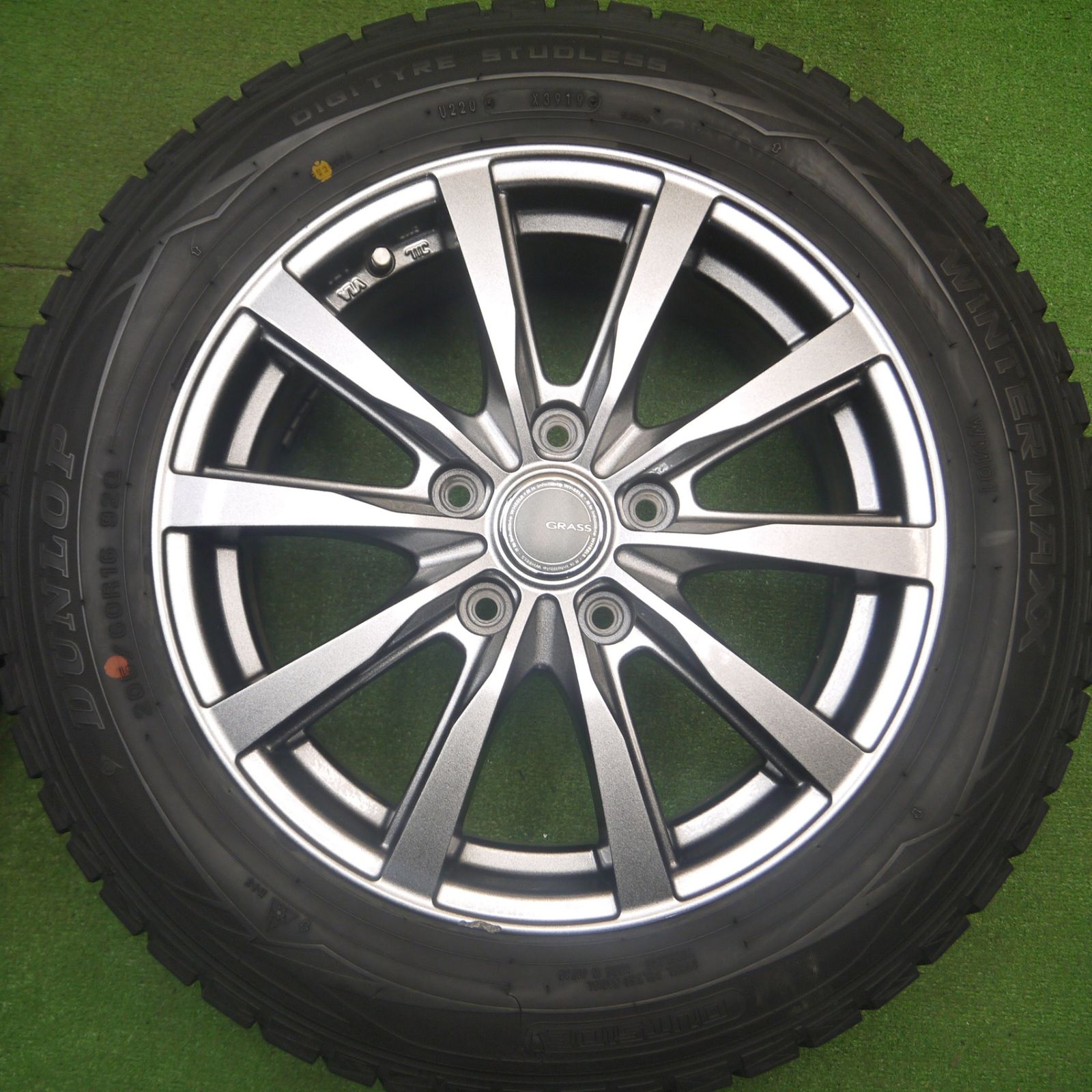 ダンロップ】205/60r16 スタッドレス ホイールセット wm01 WINTER MAXX