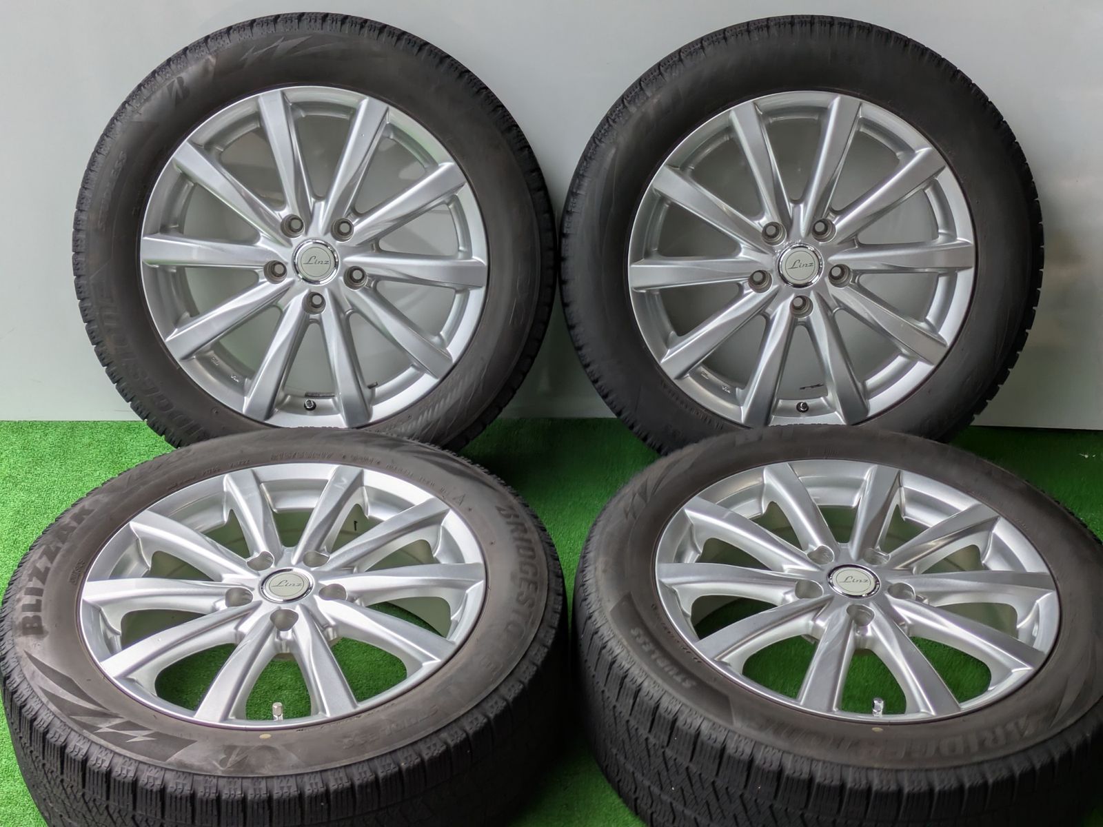 2018年製 ブリヂストン ブリザックVRX2 17インチアルミホイール付きスタッドレスタイヤ4本 215 55R17 94Q